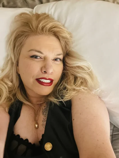 Saera in Ruti ZH  Meine Vorschläge Massage, Whirlpool, Voll Service Escort Party