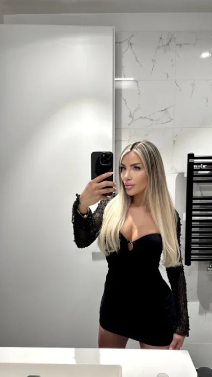 Natalie Tantra & Liebesrituale- sehr junge Masseurin 