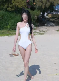 Regensdorf: Junge Asiatin mit Traum Body ! Privat / Escort