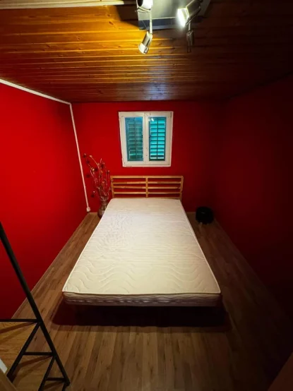 Kontaktbar in Neftenbach zu vermieten: 