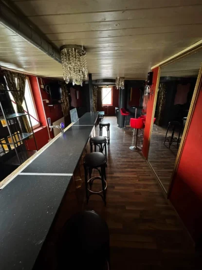 Kontaktbar in Neftenbach zu vermieten: 