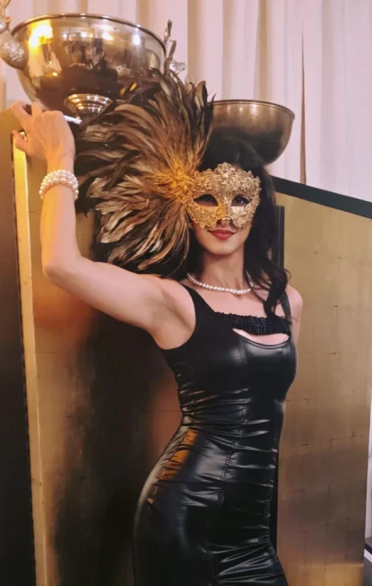  Die Macht obliegt Denjeniegen, die sich nichts schenken lassen müssen