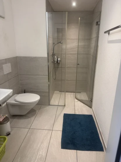 Top Lage schöne Zimmer in Luzern Stadt/Emmenbrücke/ Dietlikon Zürich