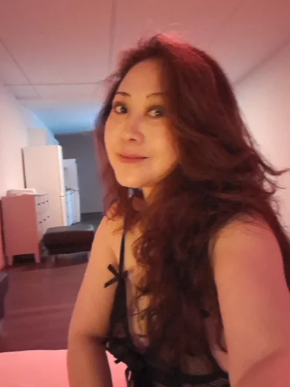 TRAUM Massage & Sex mit Süsser Asiatin * Ganz Neu in Emmen * Privat Alleine