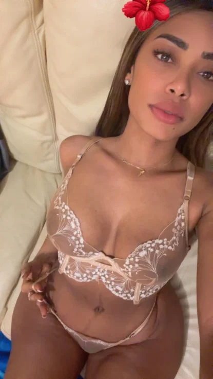 ***Neu   Anal Queen Baby Latino