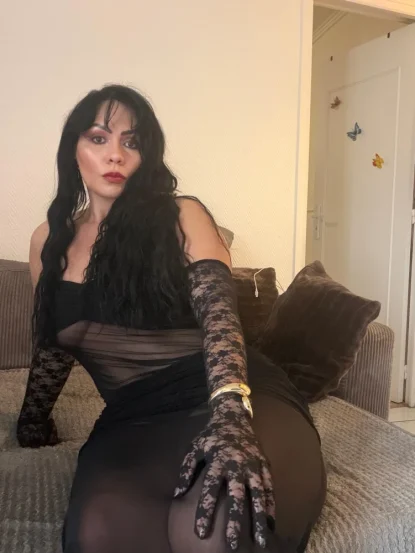 Ein heisses Girl massiert dich bis du die Engel singen hörst