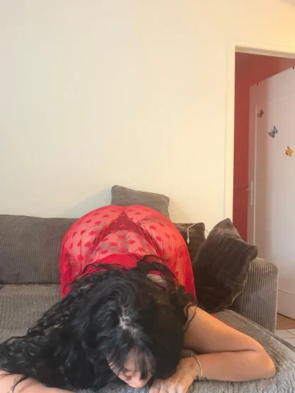 Ein heisses Girl massiert dich bis du die Engel singen hörst