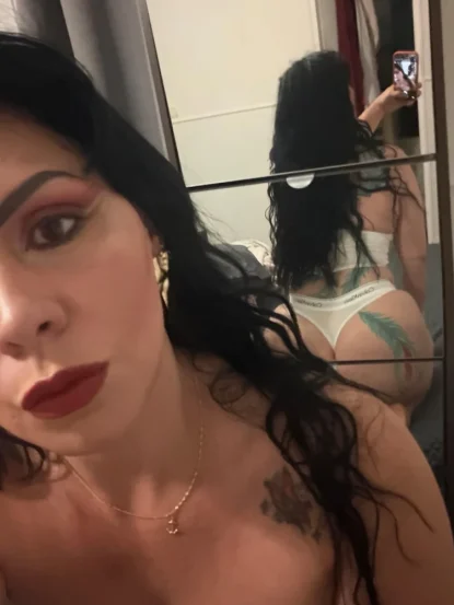 Ein heisses Girl massiert dich bis du die Engel singen hörst