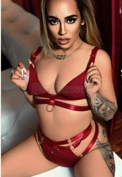 Arianna NEU im Boombastic