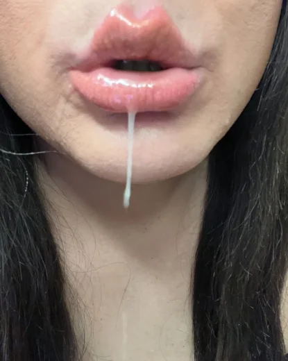 Geile Trans Blowjob Königin - Privatvideos & Fotos!