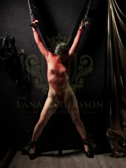 Blindfold me and beat me hard pleace